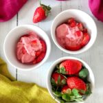 Easy homemade frozen strawberry yoghurt