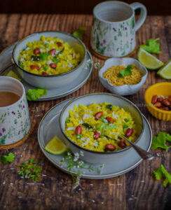 "Maharashtrian kanda batata poha - www.kitchenmai.com"