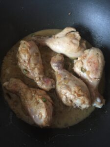 https://kitchenmai.com/black-pepper-chicken-curry-kalimirch-chicken/