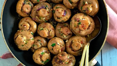 Herby stir fried garlic mushroom