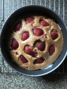 "Easy fresh strawberry cake - www.kitchenmai.com"