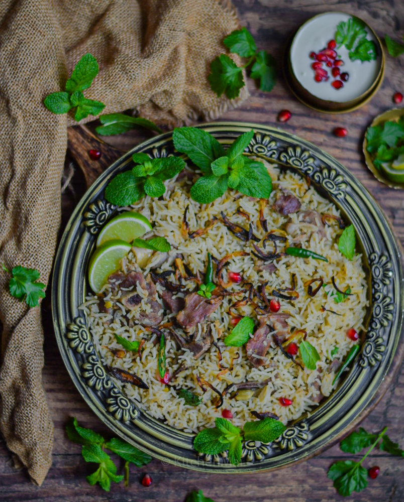 https://kitchenmai.com/wp-content/uploads/2019/07/yakhni_pulao_blog.jpg