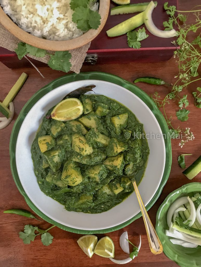 "Saag aloo spinach and potato curry - www.kitchenmai.com"