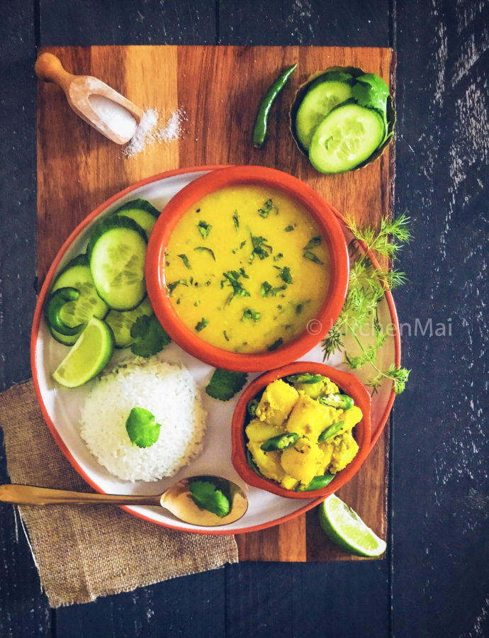 Bengali masoor dal (red lentil curry)