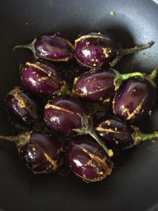 "bharli vangi (stuffed aubergine curry) - www.kitchenmai.com"