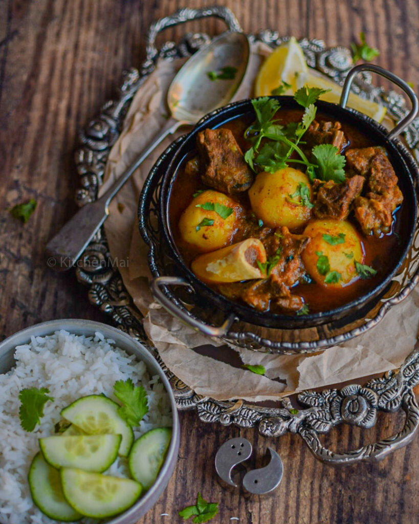 "Bengali style mutton curry (mangsher jhol) - www.kitchenmai.com"