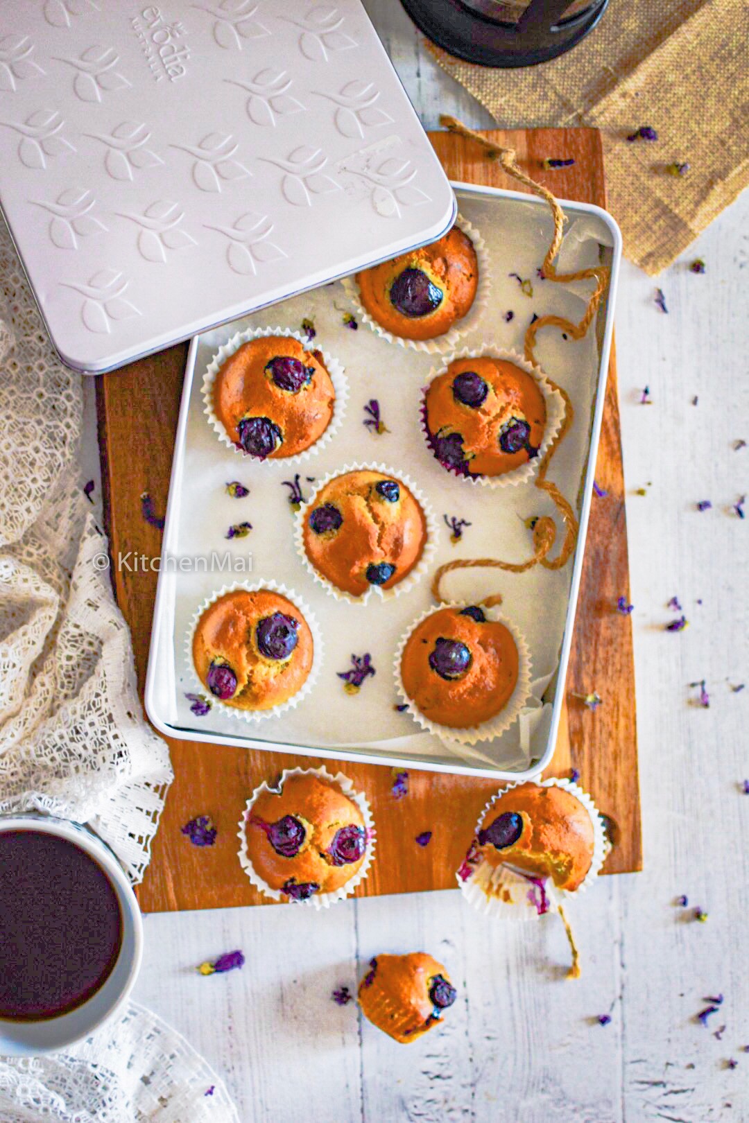 "healthy banana blueberry cup cakes - www.kitchenmai.com"