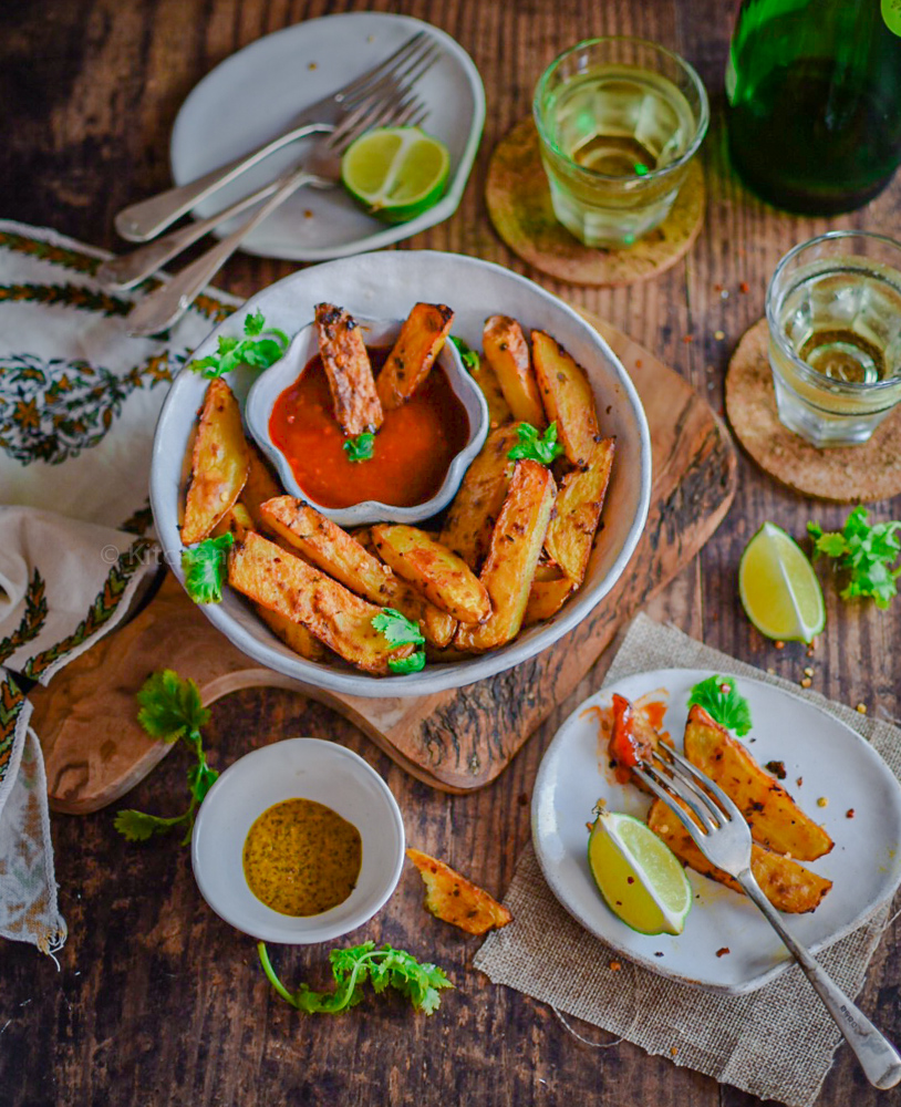 "Baked spicy potato fries - www.kitchenmai.com"