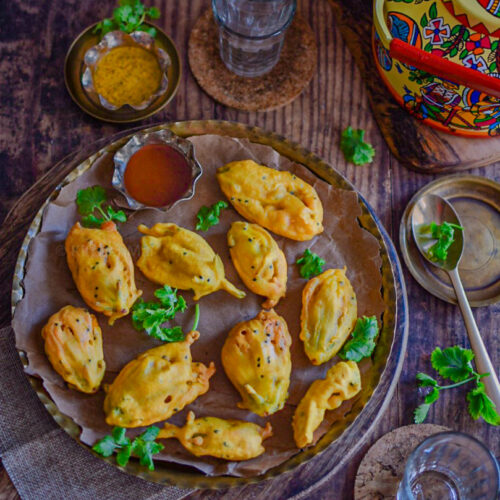 "kumro phuler bora pumpkin blossom fritters - www.kitchenmai.com"