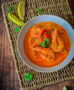 "Sorshe narkel chingri (Mustard coconut prawn curry) - www.kitchenmai.com"