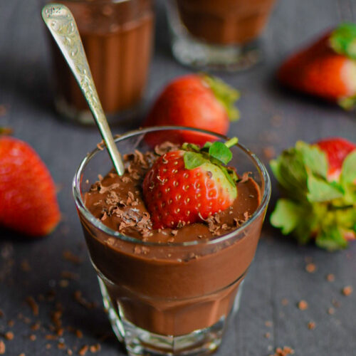 "Eggless chocolate pudding - www.kitchenmai.com"