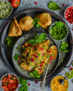 "Samosa chole chaat - www.kitchenmai.com"