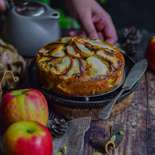 "Chai spiced French apple cake - www.kitchenmai.com"